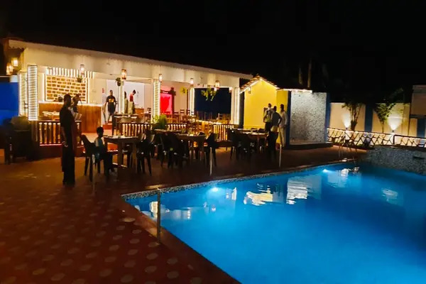 FabHotel Grand Royal Palms