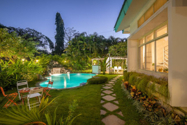 Ronny Ferns Travel Company