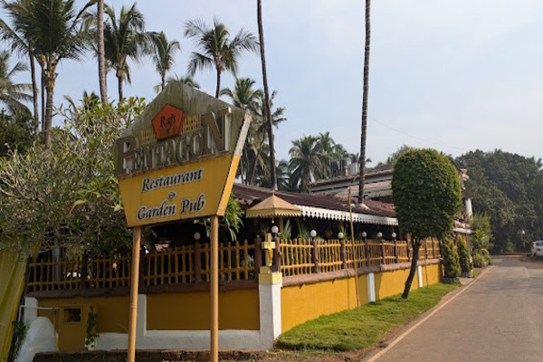 Pentagon Restaurant & Garden Pub